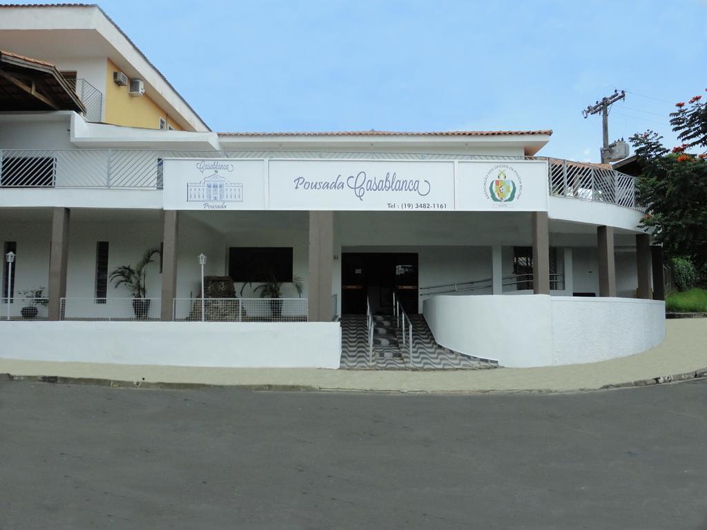 Casablanca Pousada Águas de São Pedro Bagian luar foto
